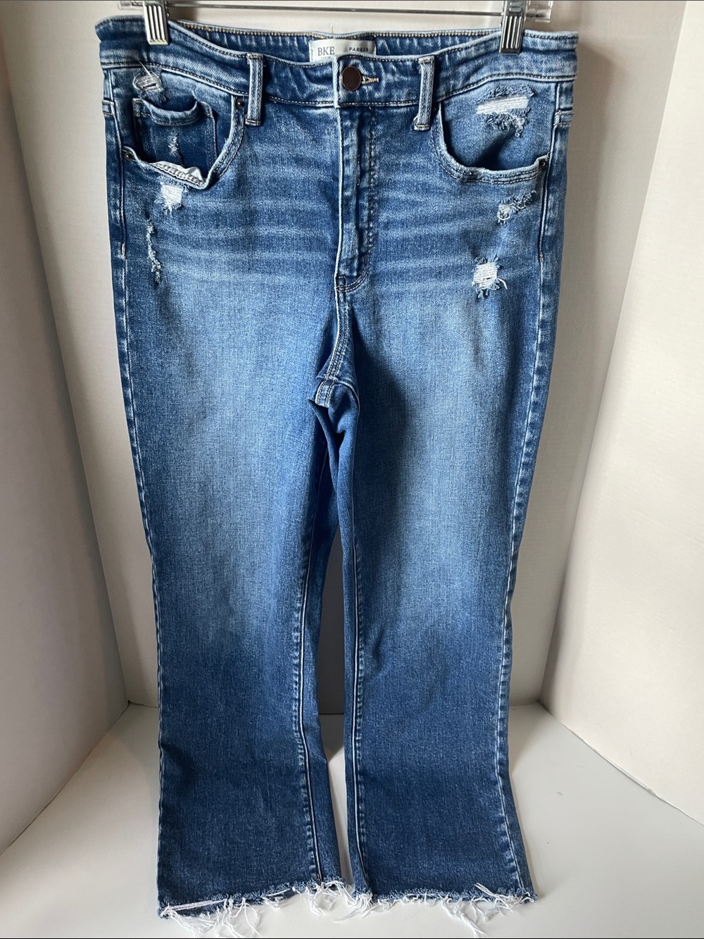 BKE Size 30 x 32 Women's Parker Blue Distressed Straight Leg Jeans Raw hem
